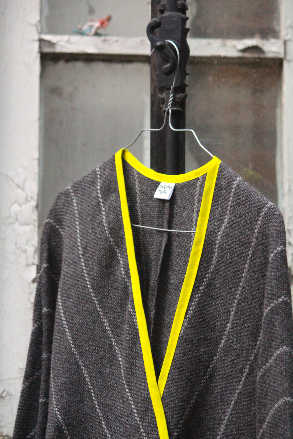 Sobretodo Alpaca gris